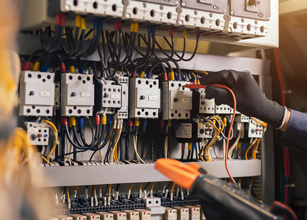 Commercial Electrical Services<br />

